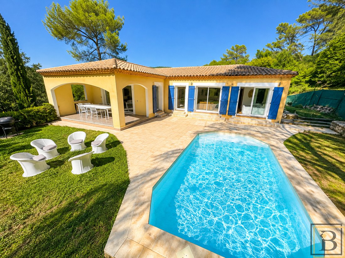 Villa en Mougins, Provenza-Alpes-Costa Azul, Francia 1 - 18780358