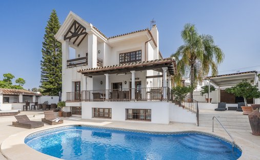 Villa in San Pedro de Alcantara, Andalusia, Spain 1