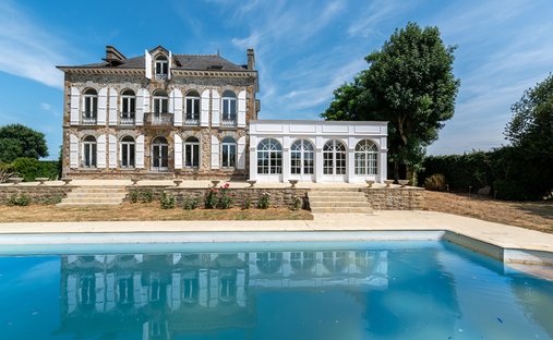 Villa in Quedillac, Brittany, France 1