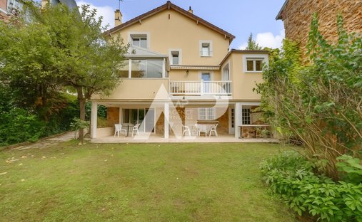 House in Beau Site-Pommerets-Binelles, Sevres, France 1