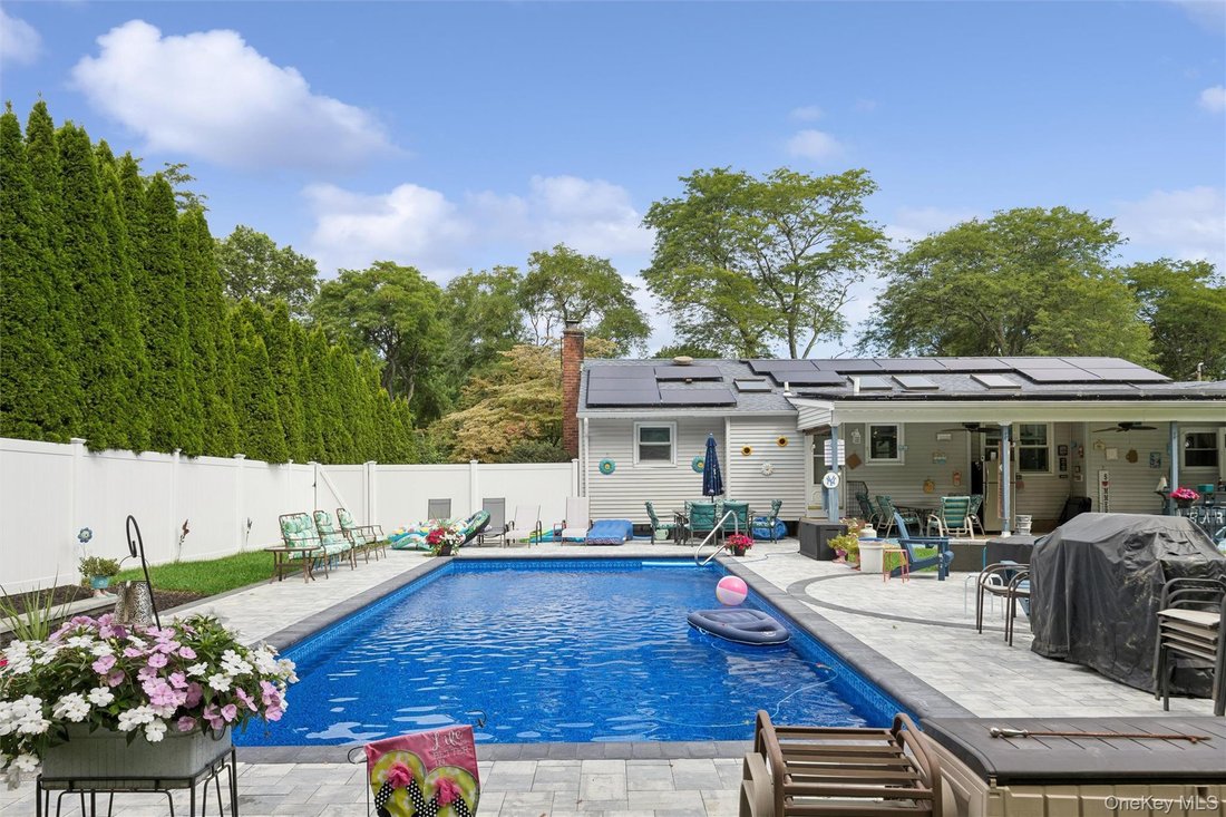Casa en East Northport, Nueva York, Estados Unidos 5 - 18780378