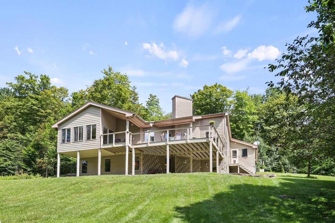 House in Becket, Massachusetts, United States 4 - 18699252