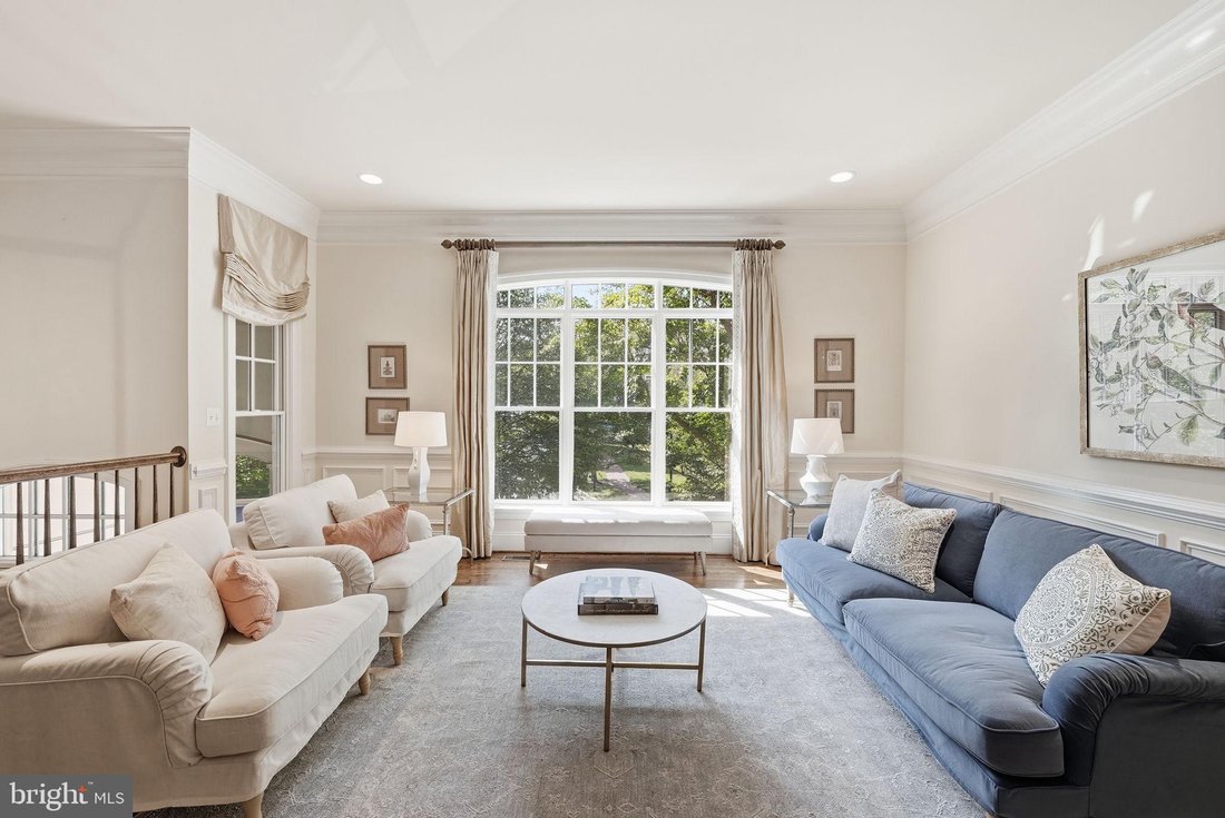 Townhouse in Pimmit Hills, Virginia, United States 3 - 18778381