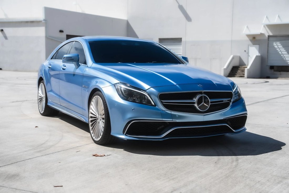 Coupe in Boynton Beach, FL, United States 1 - 18755401