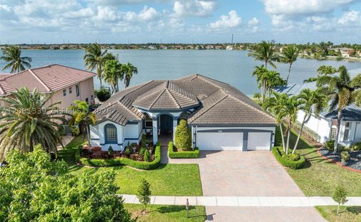 Casa en Miramar, Florida, Estados Unidos 1