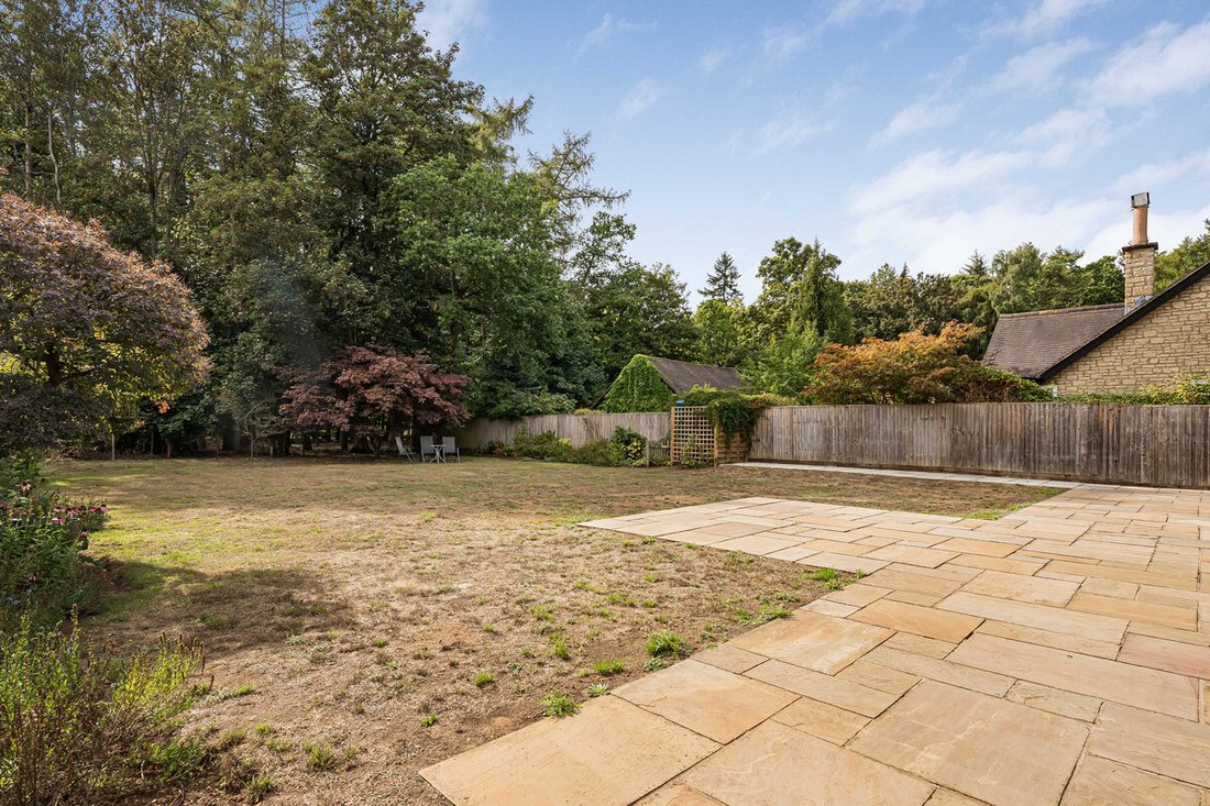 Bungalow in Abingdon, England 2 - 18776380