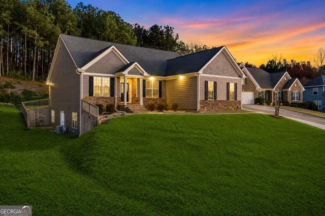 House in Flowery Branch, Georgia, United States 1 - 18781930