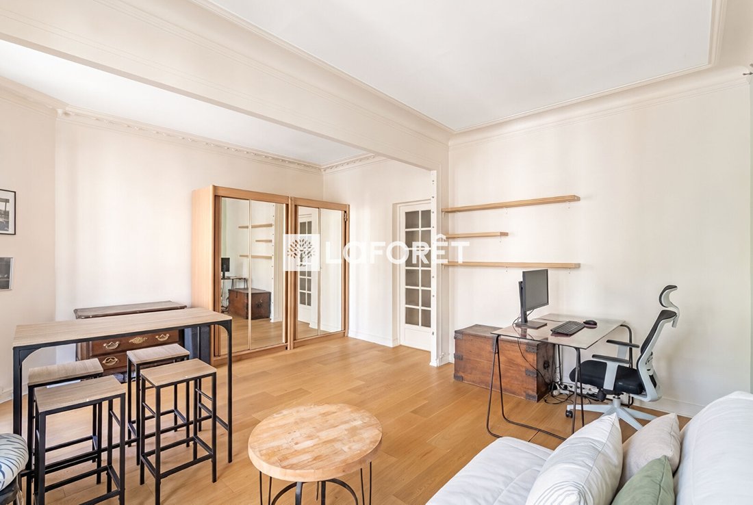 Wohnung in La Fourche-Guy Môquet, Paris 17e Arrondissement, Paris 5 - 18778102