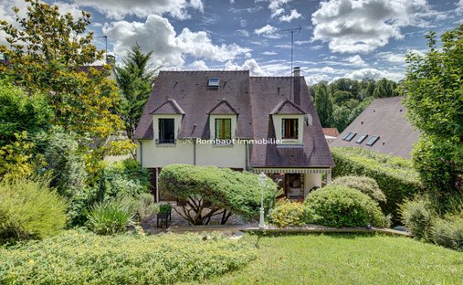 Casa a Bourg-La Feuillaume Nord, La Celle-Saint-Cloud, Francia 1