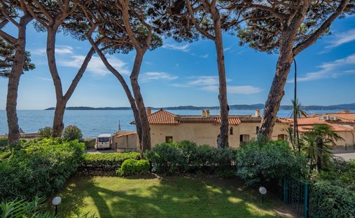 Appartamento a Nartelle-Noyer-Bellevue-bd dei Sardinaux, Sainte-Maxime, Francia 1