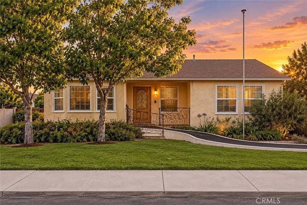 House in Burbank, California, United States 1 - 18779495