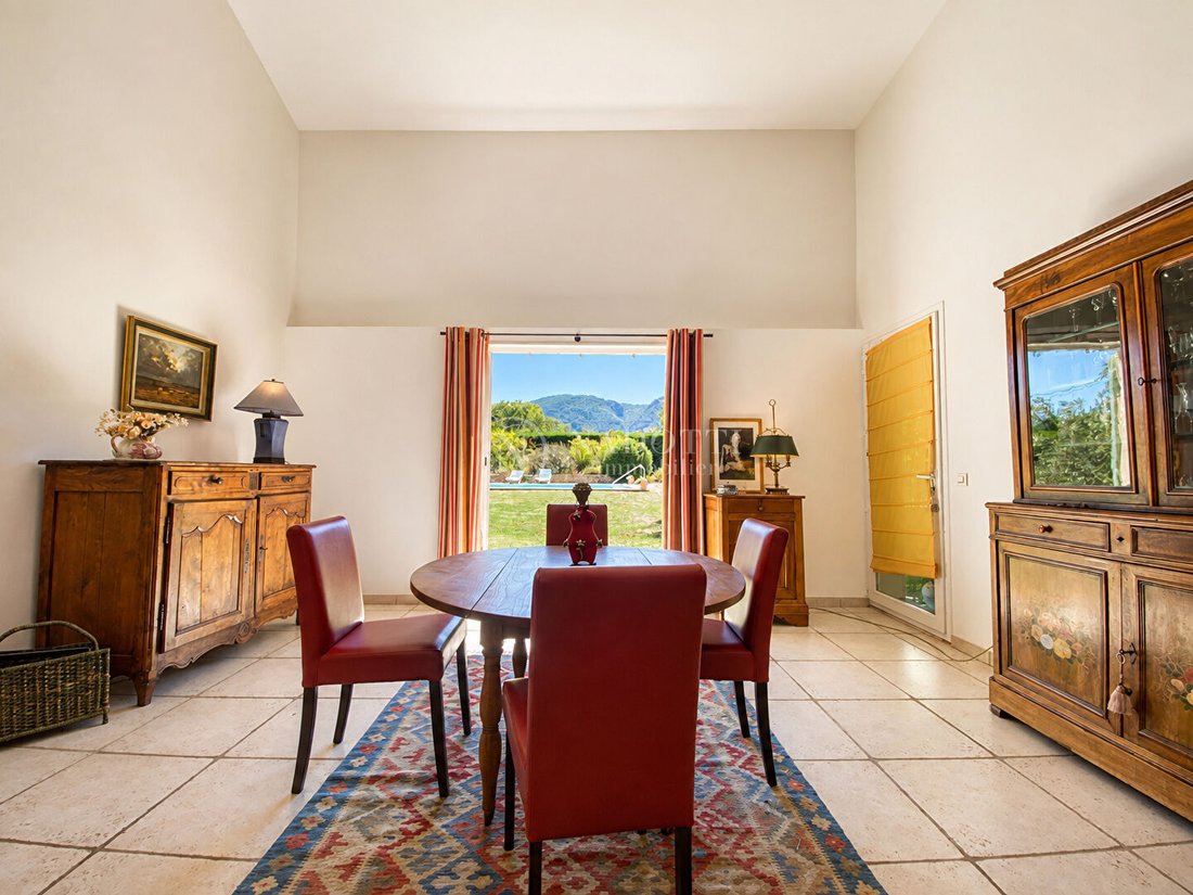 House in Maubec, Provence-Alpes-Côte d'Azur, France 5 - 18780284