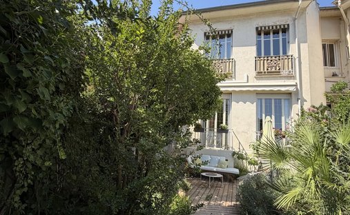 Villa in Nice, Provence-Alpes-Côte d'Azur, France 1