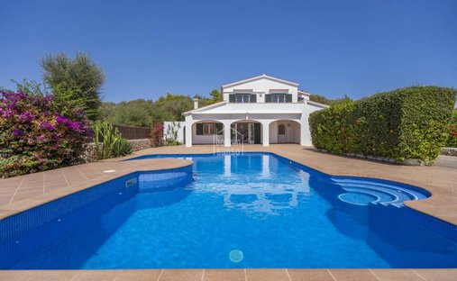 Casa de Campo en Villacarlos, Islas Baleares, España 1