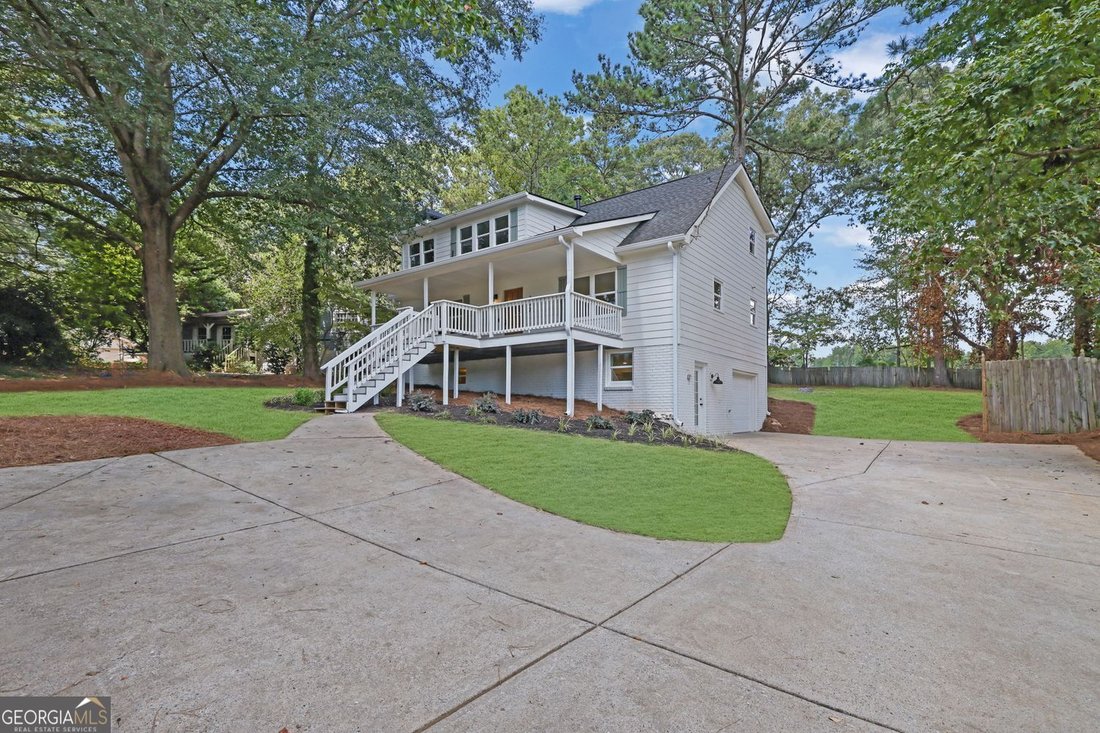 House in Canton, Georgia, United States 2 - 18779799