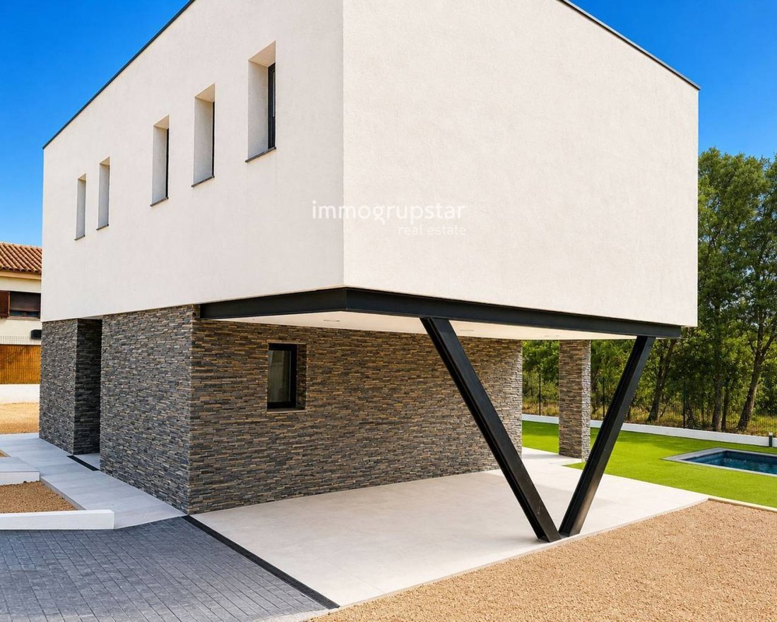 Chalet in Calonge i Sant Antoni, Catalonia, Spain 3 - 18780179