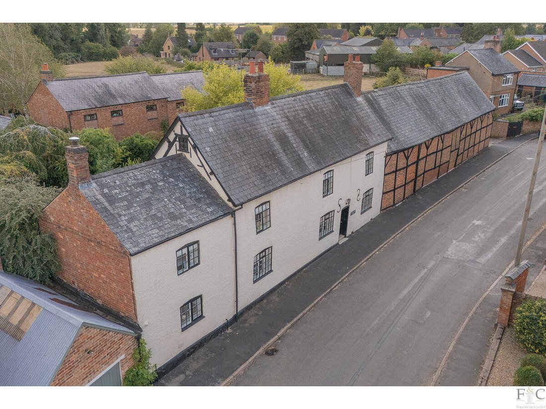 Country House in Bruntingthorpe, England 1 - 18781839