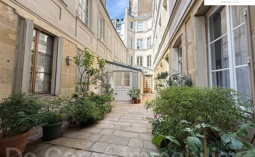 Apartment in Palais Royal, Paris 1er Arrondissement, Paris 1