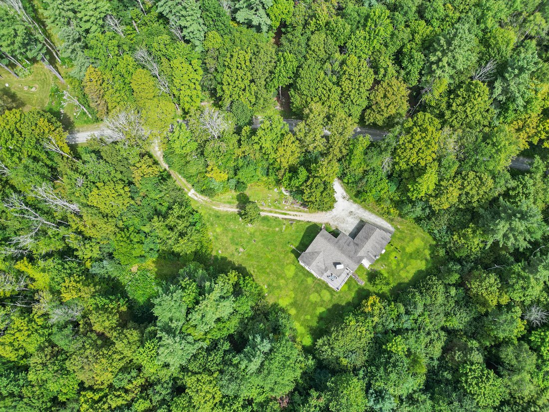 House in Becket, Massachusetts, United States 1 - 18699252