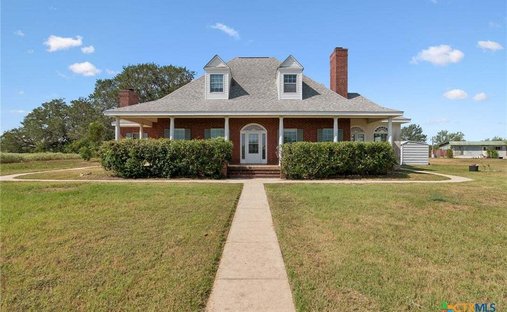 House in Floresville, Texas, United States 1