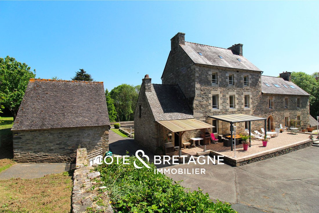 Schloss in Treguier, Bretagne, Frankreich 4 - 18780141