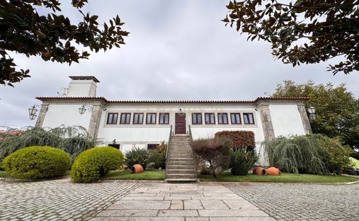 Farm Ranch in Darque, Distrikt Viana do Castelo, Portugal 1