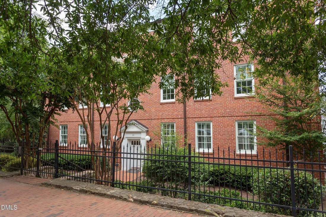 Condo in Chapel Hill, North Carolina, United States 1 - 17236758