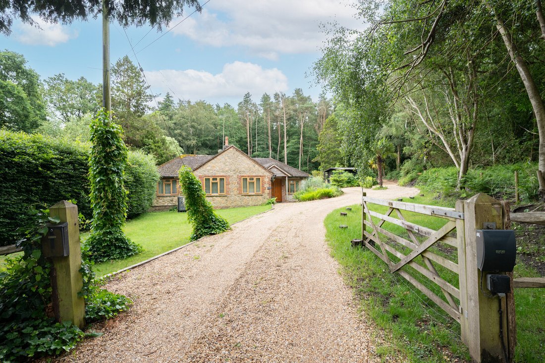 Casa en Horsham, Inglaterra 1 - 18780354