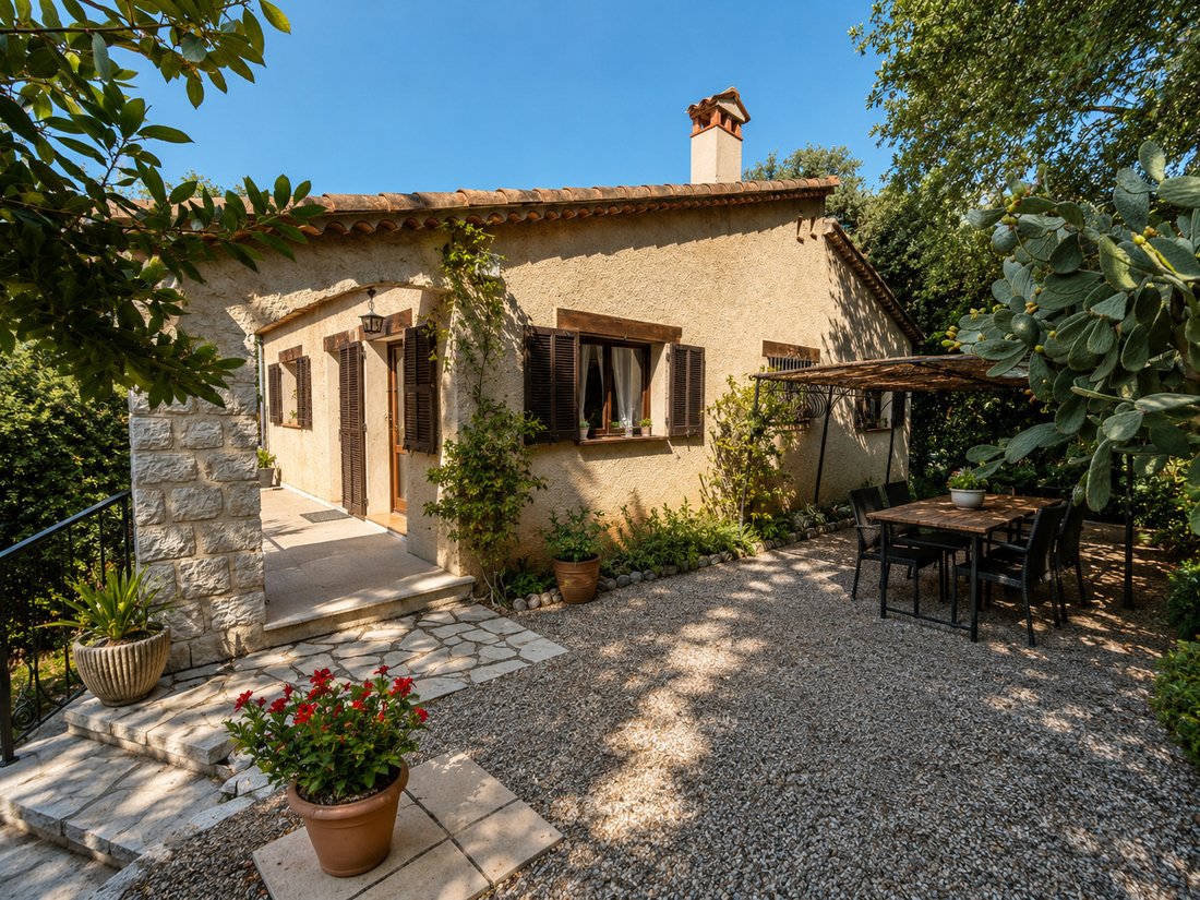 Haus in Saint-Paul-de-Vence, Provence-Alpes-Côte d'Azur, Frankreich 2 - 18780355