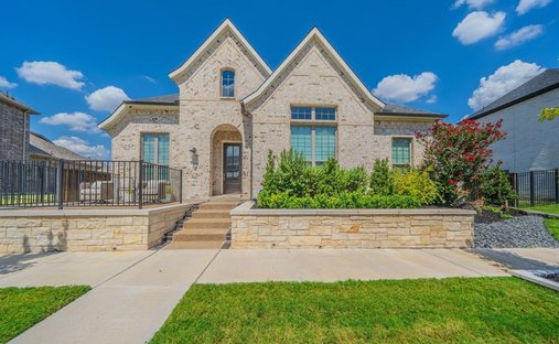 House in Arlington, Texas, United States 1