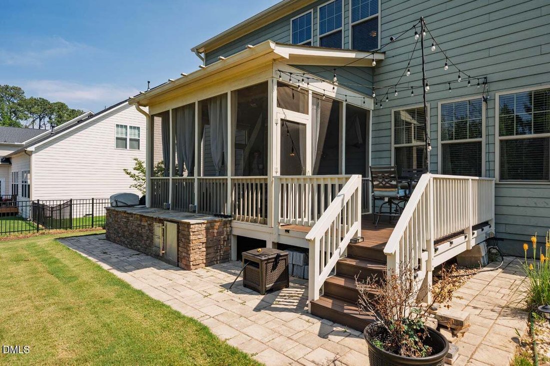 House in Apex, North Carolina, United States 4 - 18145874