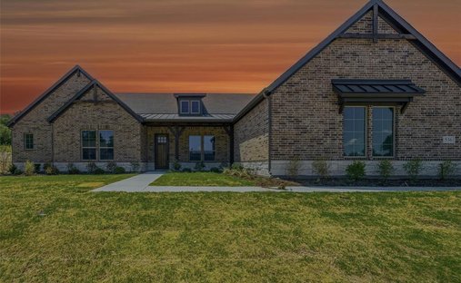 House in Granbury, Texas, United States 1