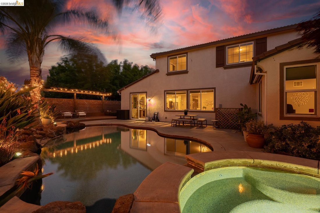 Casa a Brentwood, California, Stati Uniti 1 - 18778421