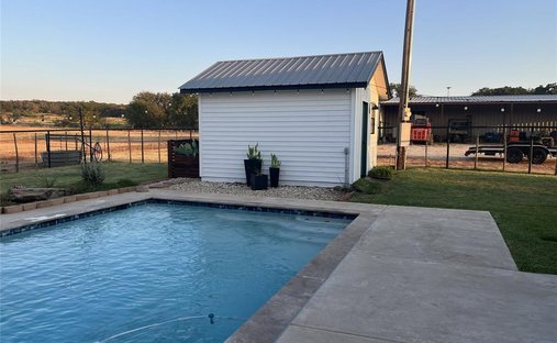 House in Nocona, Texas, United States 1