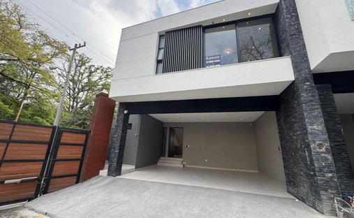 House in Monterrey, Nuevo Leon, Mexico 1