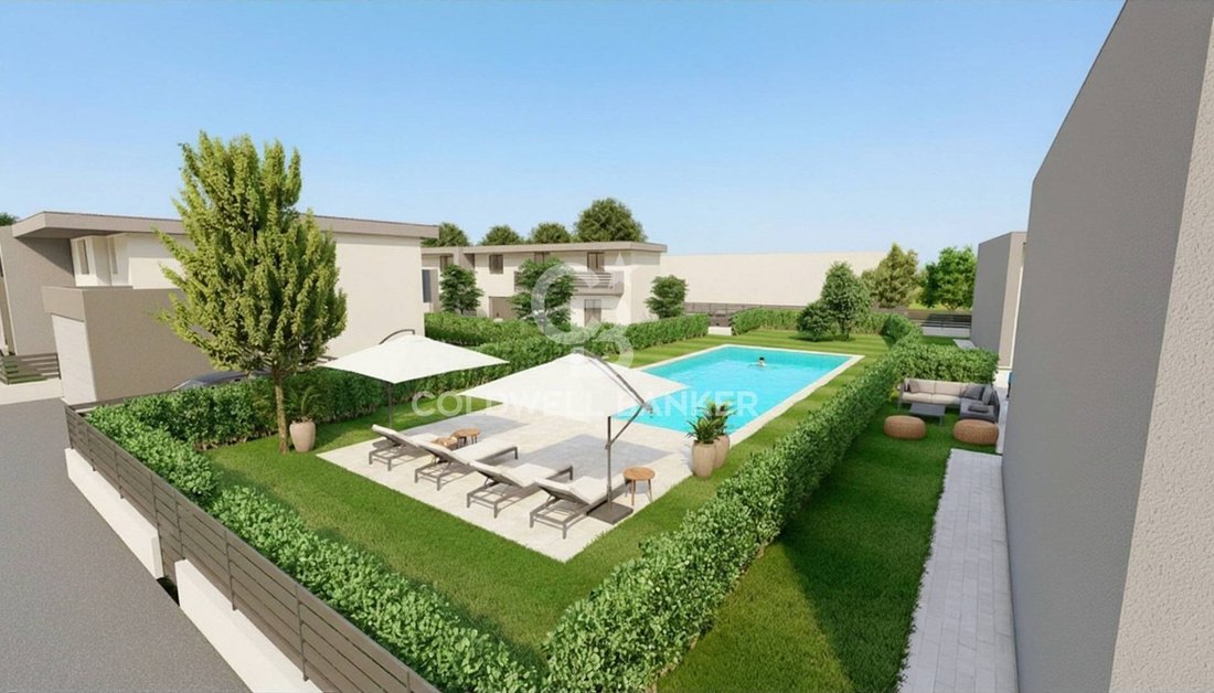 Villa in Lonato 2, Lonato del Garda, Lombardy 1 - 17857086
