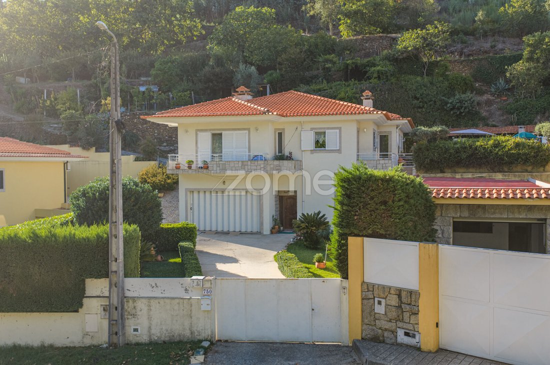 House in Foz do Sousa, Porto District, Portugal 1 - 16887553