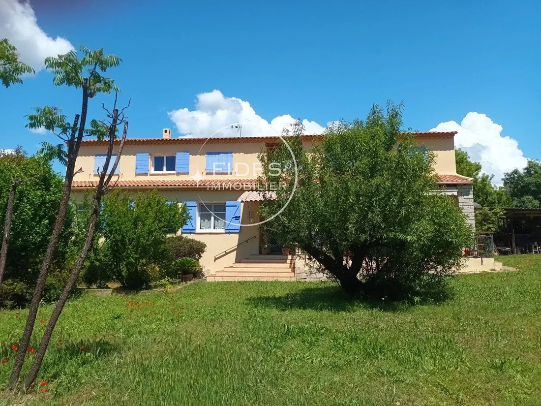 Casa en Saint-Cyr-sur-Mer, Provenza-Alpes-Costa Azul, Francia 1 - 18777603