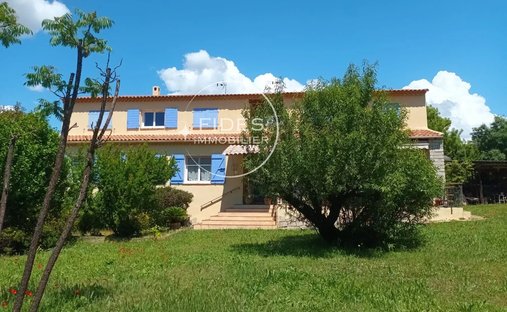 House in La Cadiere-d'Azur, Provence-Alpes-Côte d'Azur, France 1