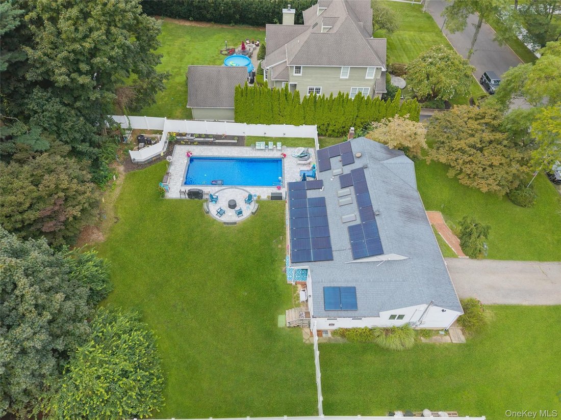 Casa en East Northport, Nueva York, Estados Unidos 4 - 18780378