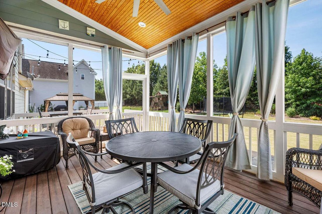 House in Apex, North Carolina, United States 2 - 18145874