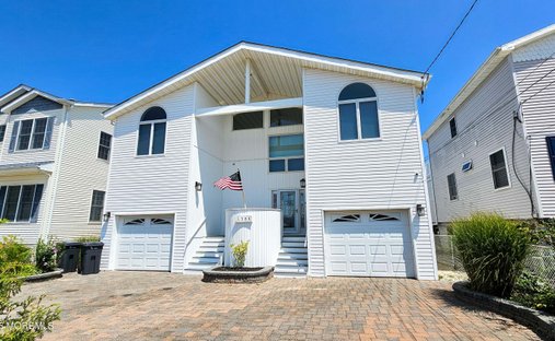 House in Stafford Township, New Jersey, United States 1