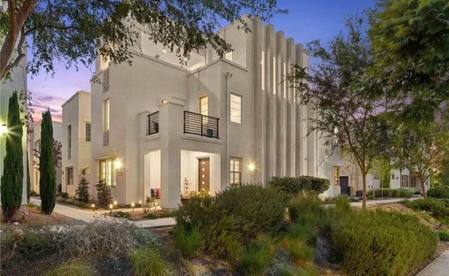 Condo in Irvine, California, United States 1