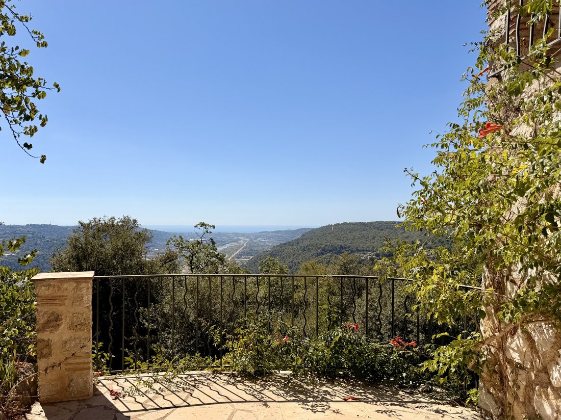 Villa à Gattières, Provence-Alpes-Côte d'Azur, France 1 - 18780143