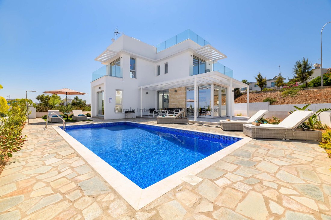 Villa in Paralimni, Famagusta, Cyprus 1 - 18782224