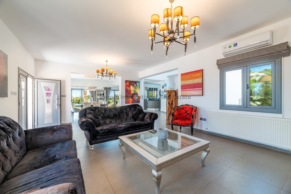 Villa en Ayia Napa, Chipre 2 - 18782215