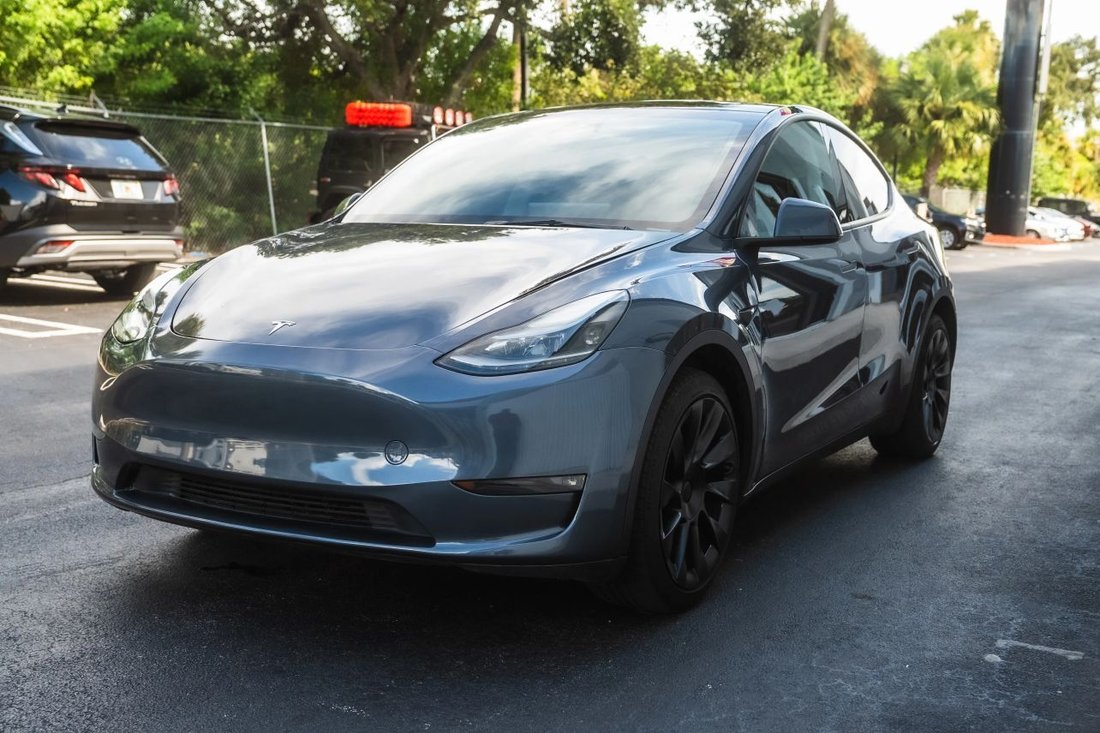 Suv in Boynton Beach, FL, United States 1 - 18745479