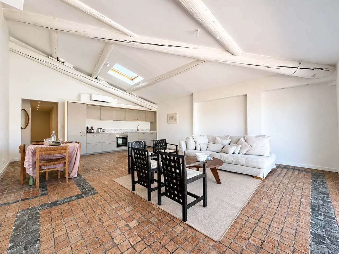 Apartment in Saint Victor, 7e Arrondissement, Marseille 3 - 18341350