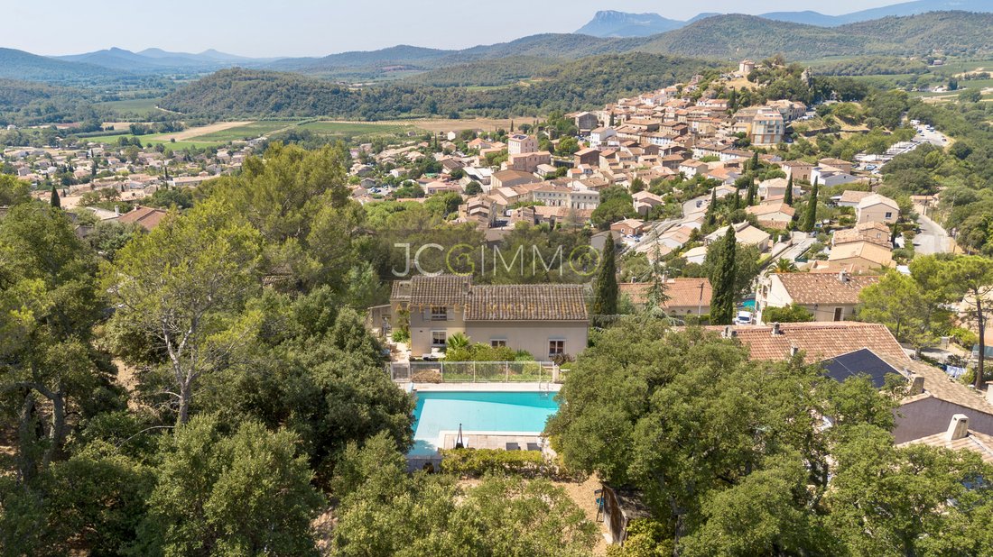 Villa a Pierrefeu-du-Var, Provenza-Alpi-Costa Azzurra, Francia 1 - 18780139
