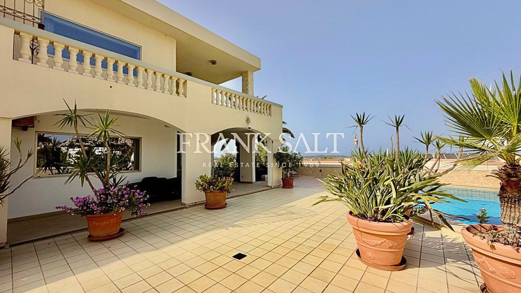 Bungalow in Mellieha, Malta 3 - 18778395